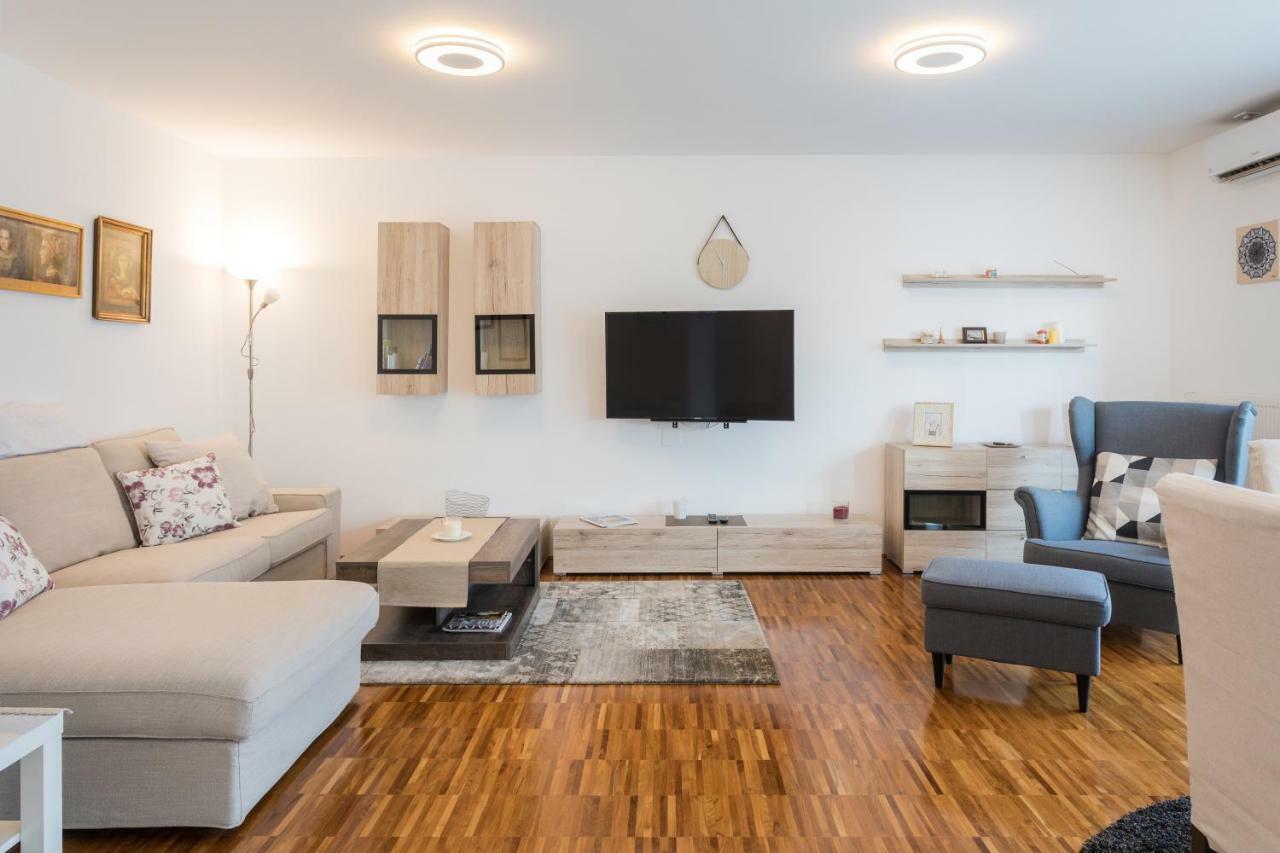 Spacious 2Bdr Apartment - Free Parking Zagreb Exterior photo